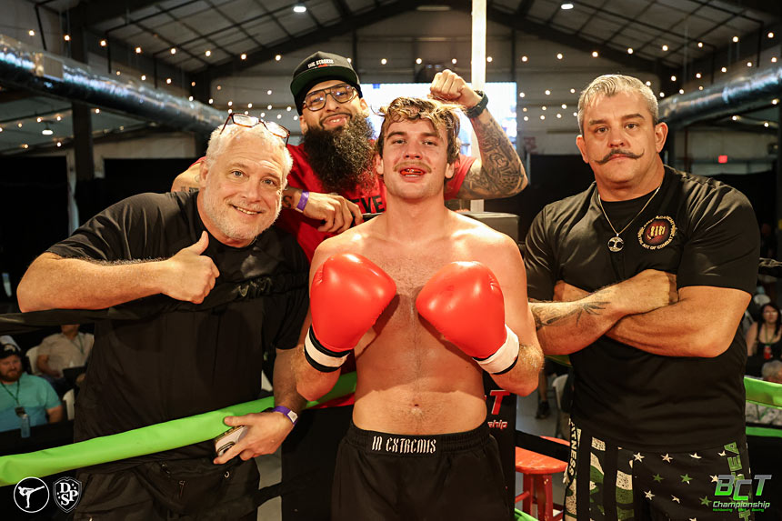 Ian Norwood with his fight team